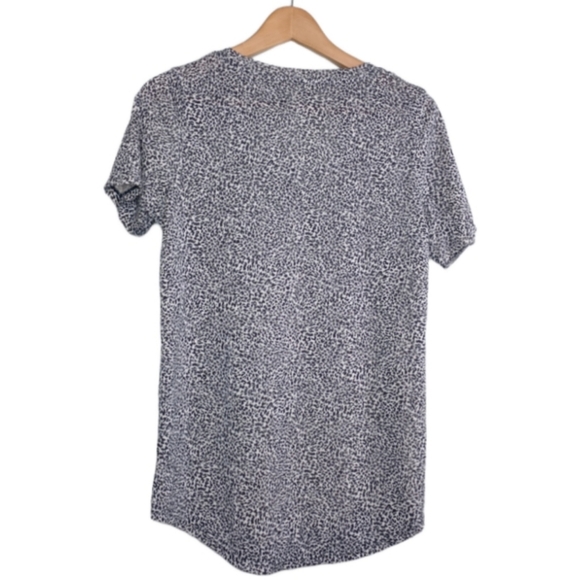 Athleta Breezy Scoop V-Neck Tee - Micro Cheetah Print Black/Taupe - Picture 2 of 13